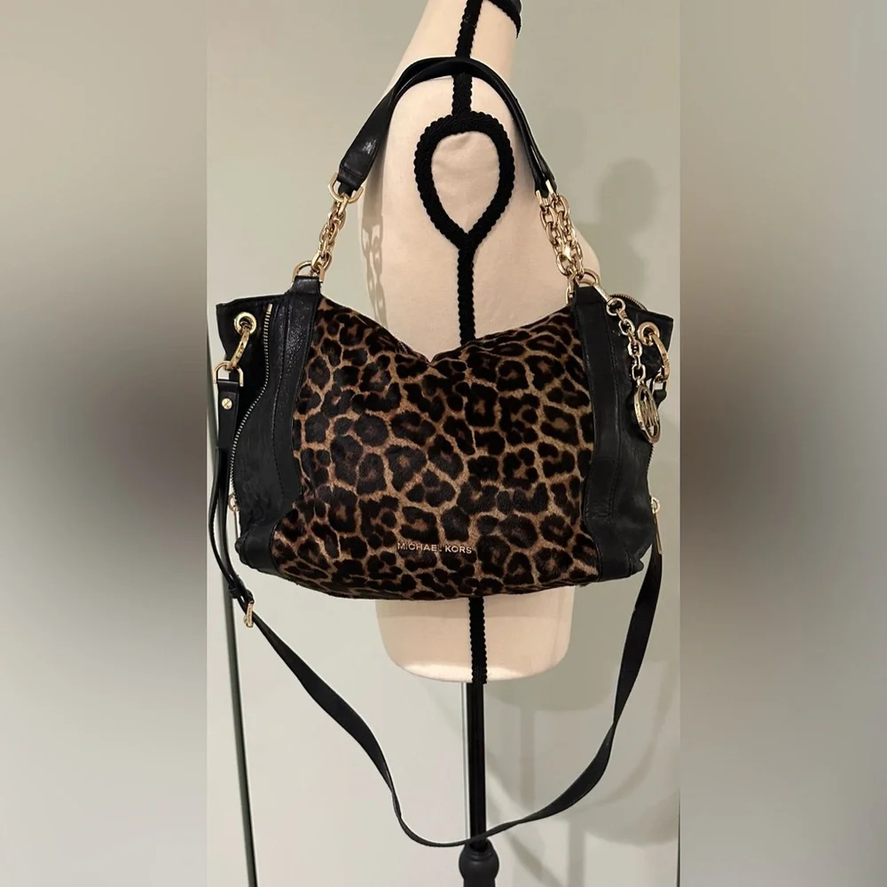 MICHAEL KORS Size Large Black Stanthorpe Satchel Leopard Print Calf Hair w/ Gold - Picture 2 of 7
